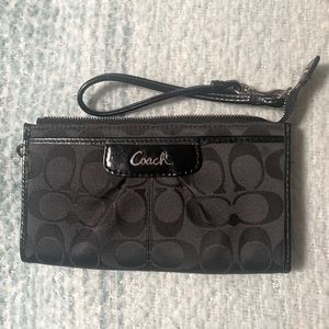 Coach wallet.  Authentic